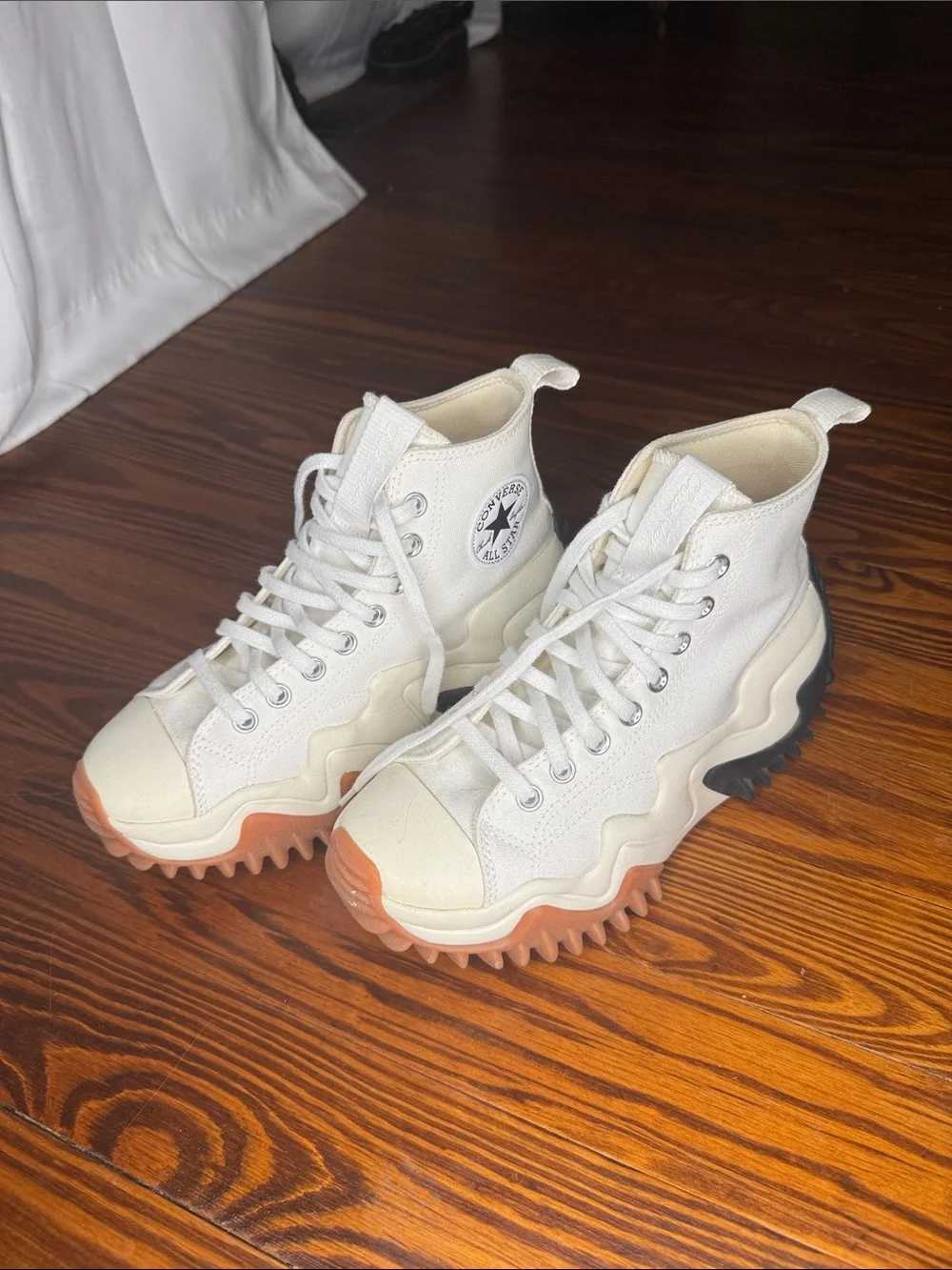 Converse Run Star Hike High Top Sneakers in Off-White with Gum Sole